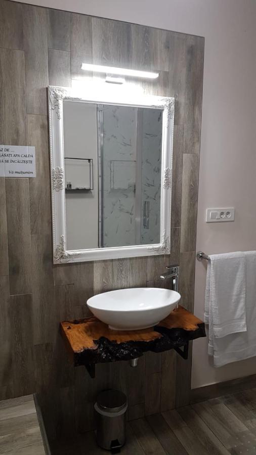 Mini Pool Rooms - Ultracentral - Piscina Cu Hidromasaj Oradea Bagian luar foto